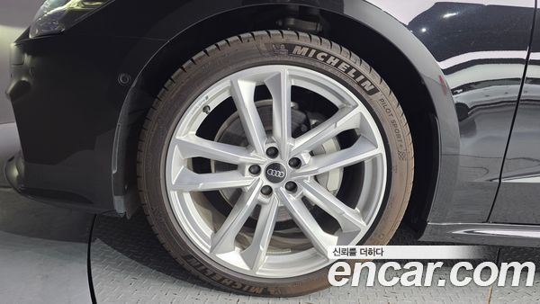 Audi A7 2023, фото 5