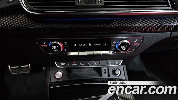 Audi SQ5 2021, фото 29