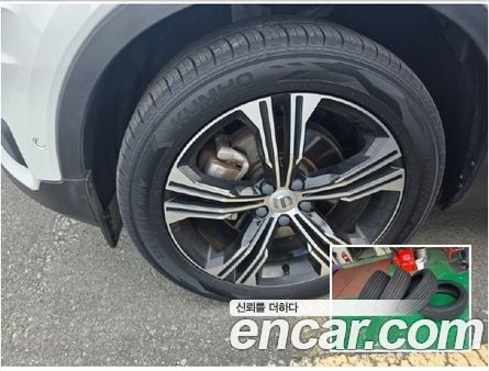 Volvo XC40 2021, фото 5