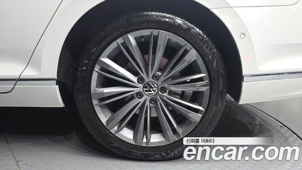Volkswagen Passat 2021, фото 5