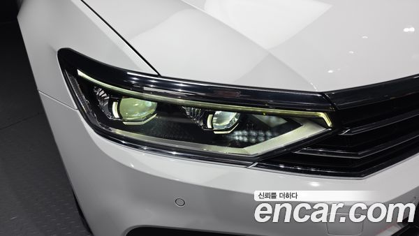 Volkswagen Passat 2021, фото 8