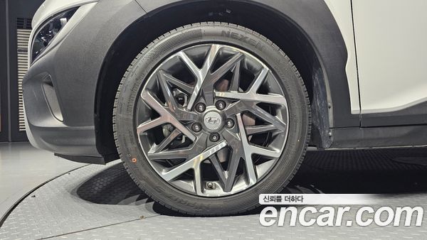 Hyundai Kona 2023, фото 5