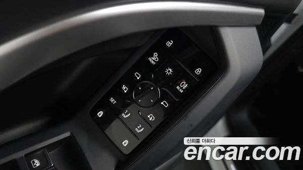 Audi Q5 2025, фото 29