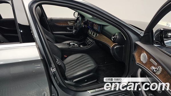 Mercedes-Benz E-Class 2020, фото 15