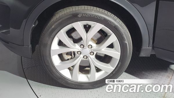 Land Rover Discovery Sport 2023, фото 5