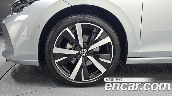 Volkswagen Golf 2026, фото 4