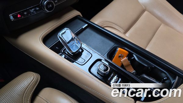 Volvo XC90 2021, фото 12