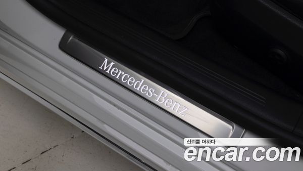 Mercedes-Benz E-Class 2025, фото 14