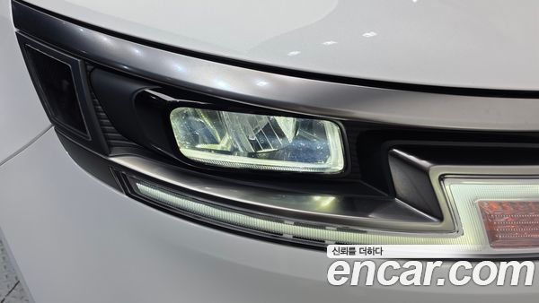 Kia Carnival 2023, фото 8