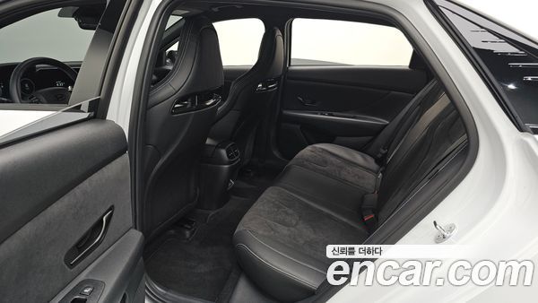 Hyundai Elantra 2025, фото 15