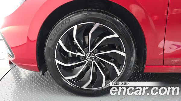 Volkswagen Golf 2024, фото 5