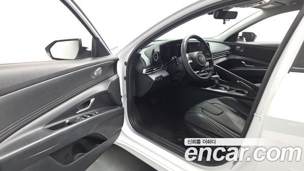 Hyundai Elantra 2021, фото 13