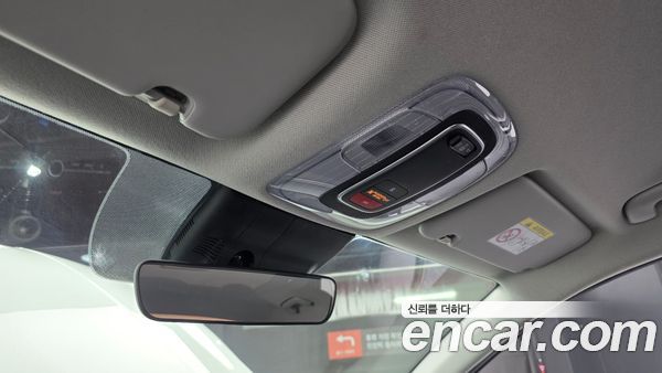 Hyundai Elantra 2023, фото 29