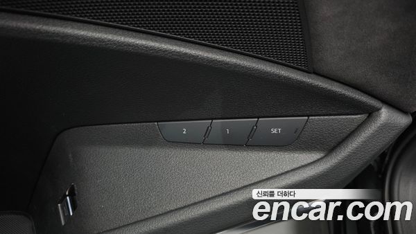 Audi e-tron 2021, фото 25