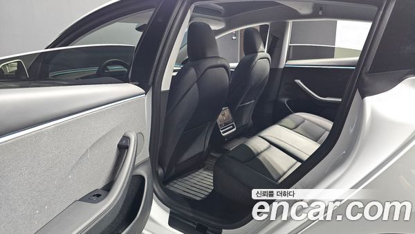 Tesla Model 3 2024, фото 16