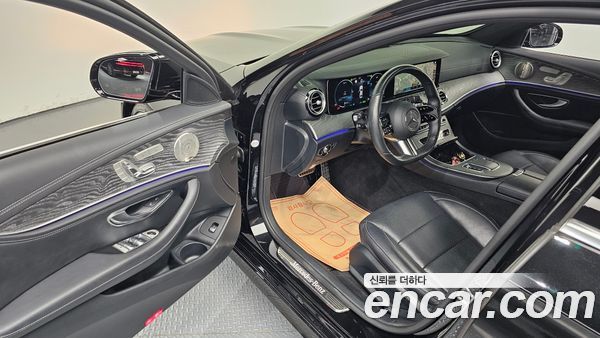 Mercedes-Benz E-Class 2022, фото 13