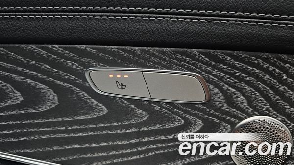 Mercedes-Benz E-Class 2022, фото 30