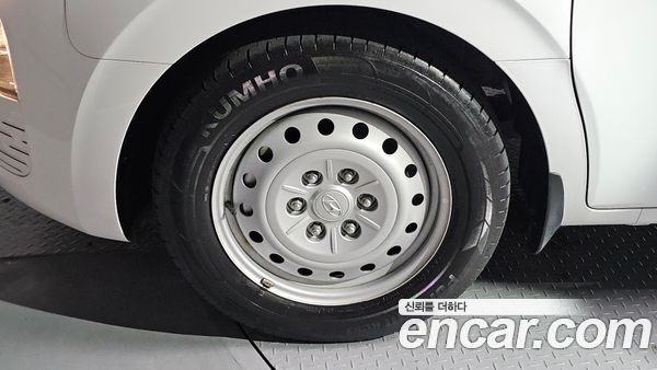 Hyundai Staria 2023, фото 5
