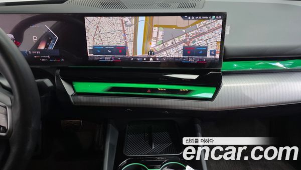BMW 5 Series 2024, фото 29