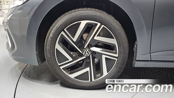 Volkswagen Jetta 2023, фото 5