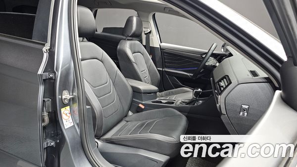 Volkswagen Jetta 2023, фото 16