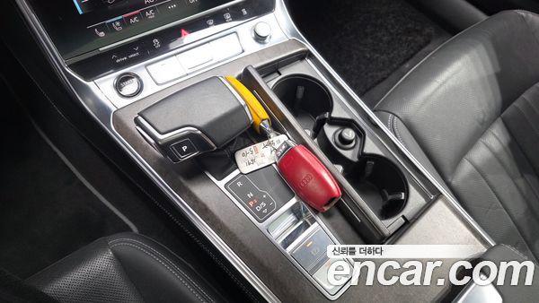 Audi A6 2021, фото 12