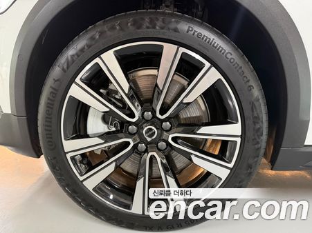 Volvo V60 2025, фото 5