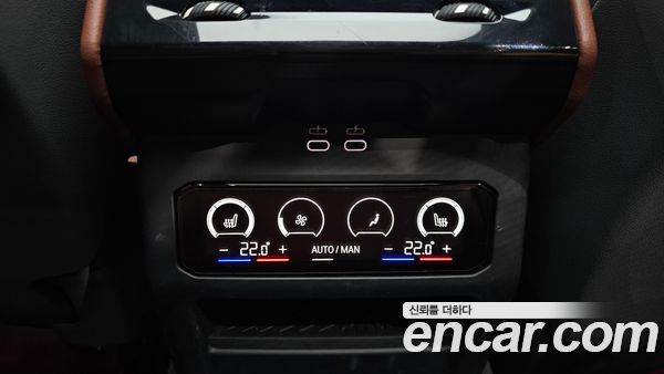 BMW 5 Series 2025, фото 24