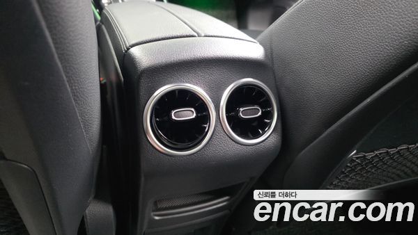 Mercedes-Benz GLA 2021, фото 30