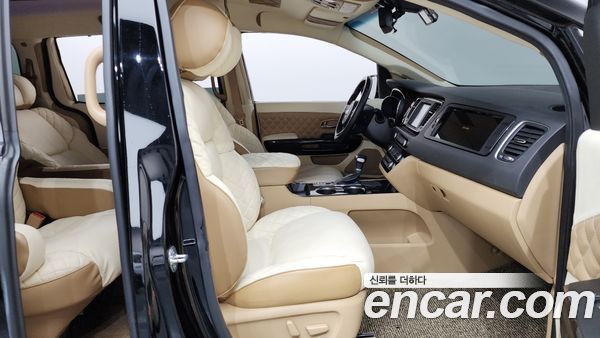 Kia Carnival 2020, фото 16