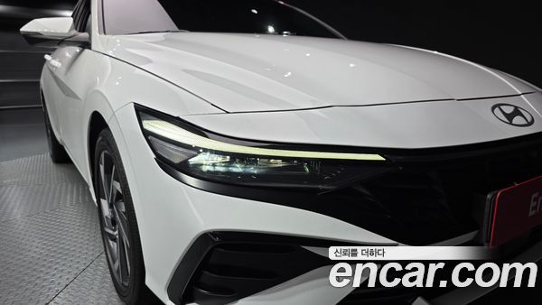 Hyundai Elantra 2024, фото 8