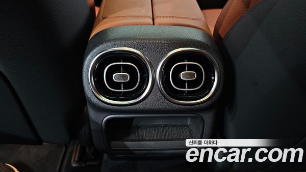 Mercedes-Benz GLC 2024, фото 32