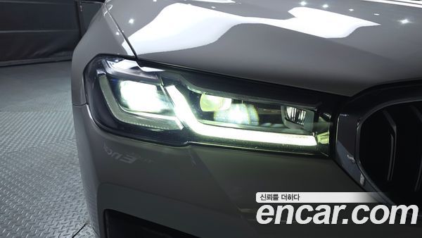BMW 5 Series 2022, фото 8