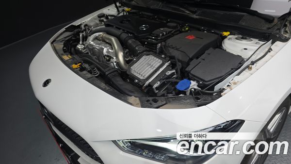 Mercedes-Benz CLA 2024, фото 6