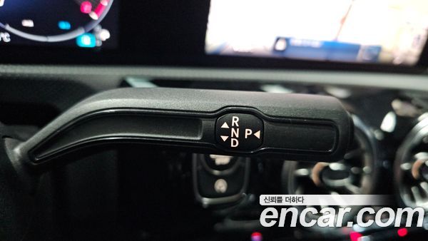 Mercedes-Benz CLA 2024, фото 12