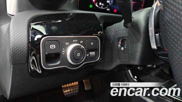 Mercedes-Benz CLA 2024, фото 31