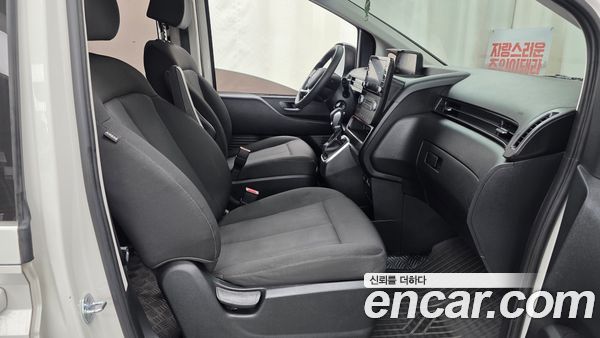 Hyundai Staria 2022, фото 16