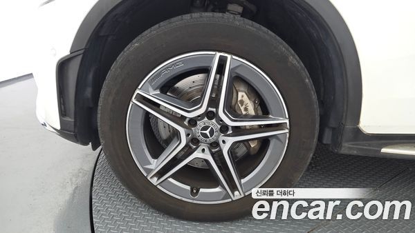 Mercedes-Benz GLC 2022, фото 4
