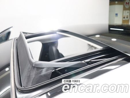 Mercedes-Benz E-Class 2024, фото 6