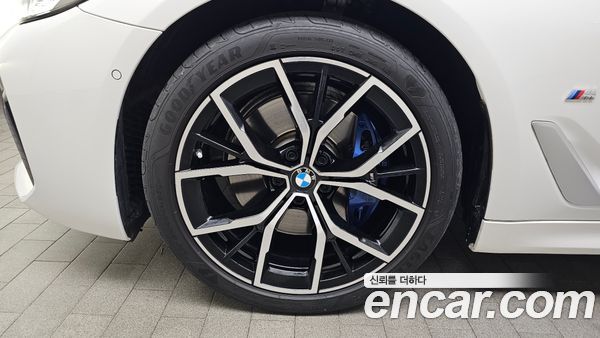 BMW 5 Series 2023, фото 5