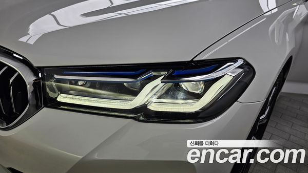 BMW 5 Series 2023, фото 8