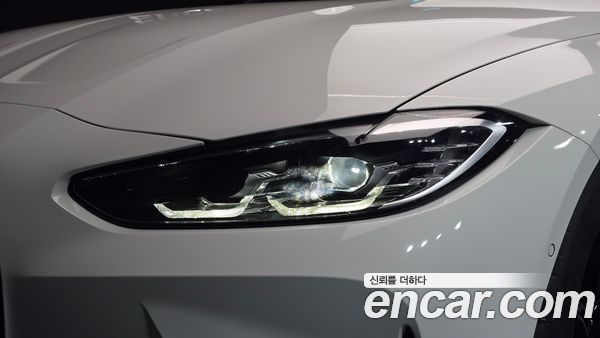 BMW M4 2023, фото 8