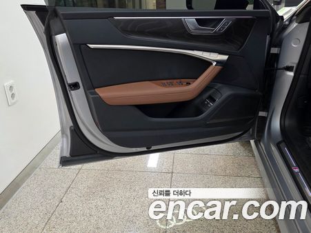 Audi A7 2023, фото 11
