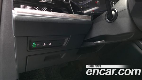 Volkswagen Touareg 2023, фото 29