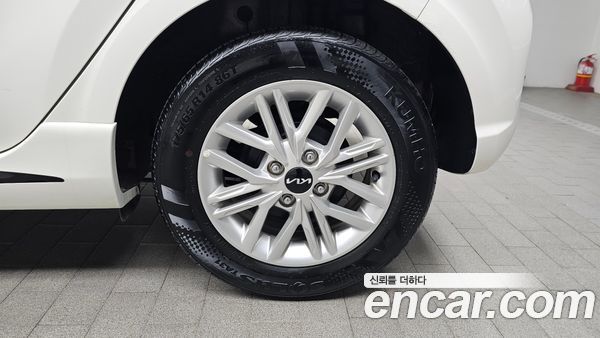 Kia Picanto 2023, фото 6
