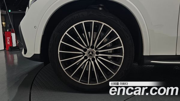 Mercedes-Benz GLC 2025, фото 4