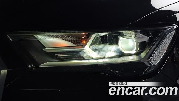 Audi Q7 2022, фото 7
