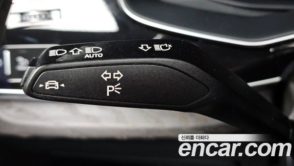 Audi Q7 2022, фото 30