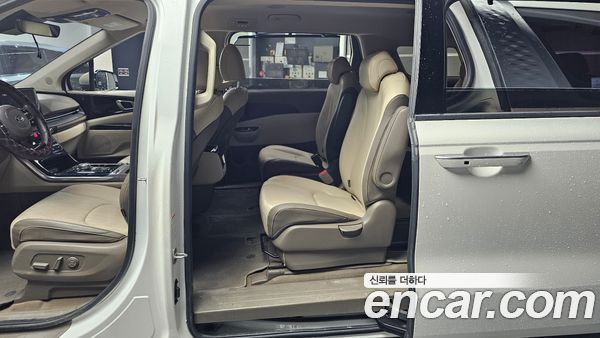 Kia Carnival 2021, фото 16