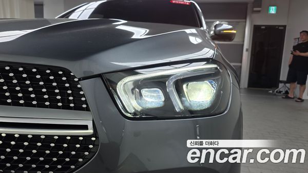 Mercedes-Benz GLE 2023, фото 7